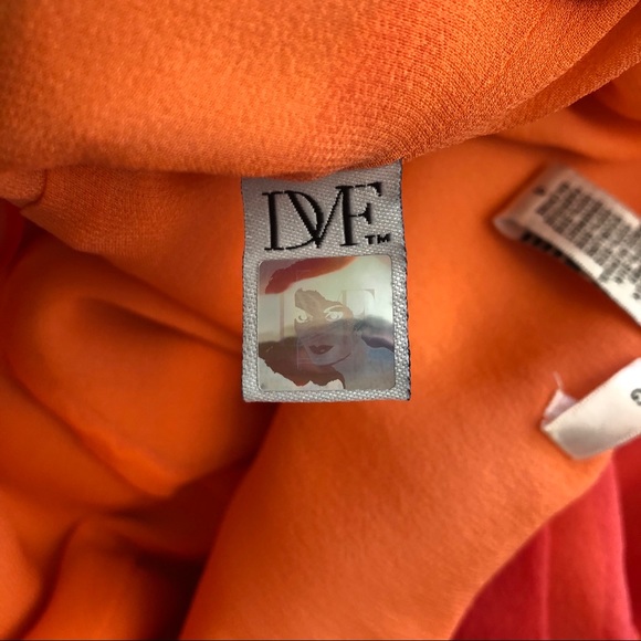 Diane Von Furstenberg Silk Dress. Size 4. - Picture 6 of 6